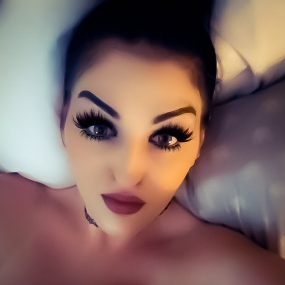 Meet your Posher, Heather - Picture 7 of 8